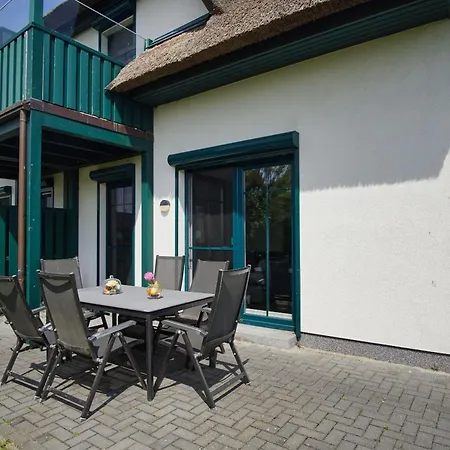 Vogelblick Haushaelfte 2 * Vaschvitz