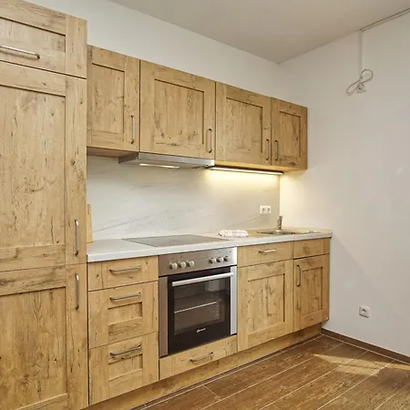 Vogelblick Haushaelfte 2 Tatil Evi Vaschvitz