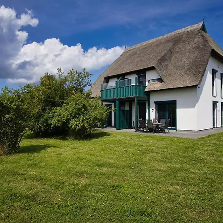 Vogelblick Haushaelfte 2 Tatil Evi